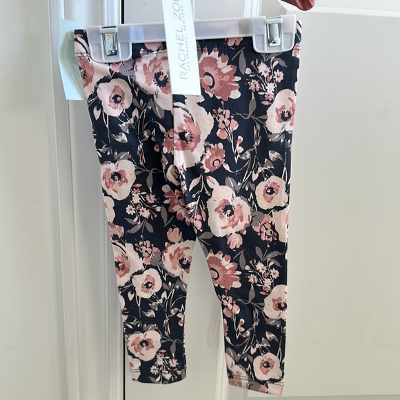 Rachel Zoe baby girl set fits 12 m. - Picture 2 of 3